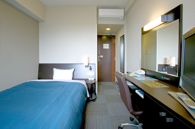 Bedroom 4, Hotel Route Inn Yatsushiro, Yatsushiro