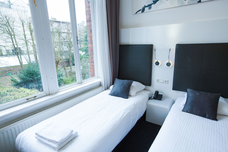 Bedroom 3, Hotel Vossius Vondelpark, Amsterdam