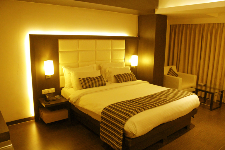 Bedroom 1, Galaxy Hotel, Mumbai Suburban