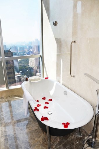 Bedroom 5, DoubleTree by Hilton Guangzhou-Free Shuttle Bus to Canton Fair Complex & Overseas Buyer Registration Services during Canton Fair Period, Guangzhou