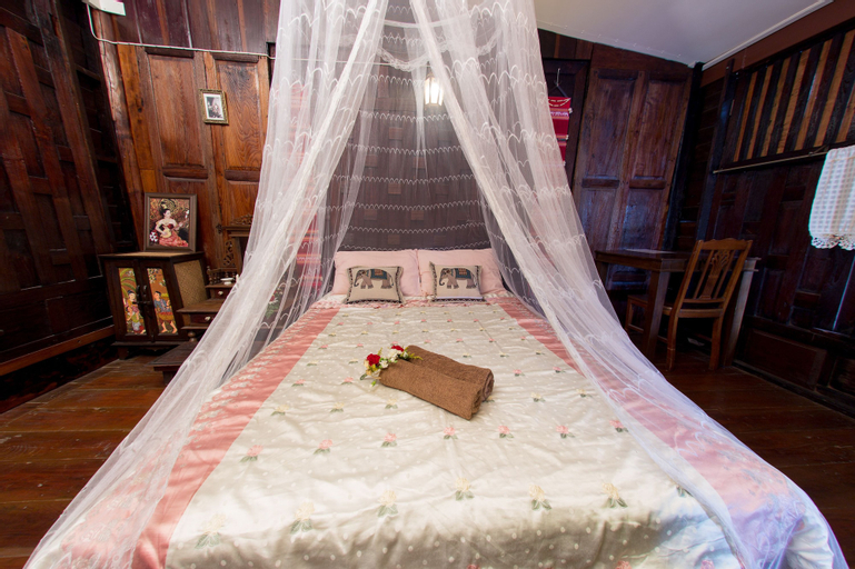 Bedroom 1, Baan Are Gong Riverside Homestay, Phra Nakhon Si Ayutthaya