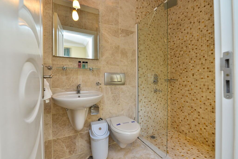 Bathroom 5, Sunset Beach Villas and Apartments, Fethiye