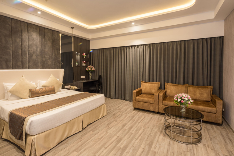 Bedroom 3, Goldfinch Hotel Mumbai, Mumbai Suburban
