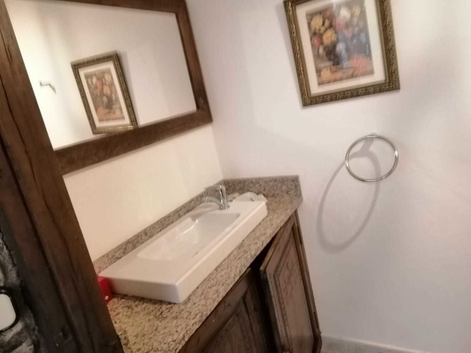Bathroom 3, Casa Rural O Ventorrillo, Lugo