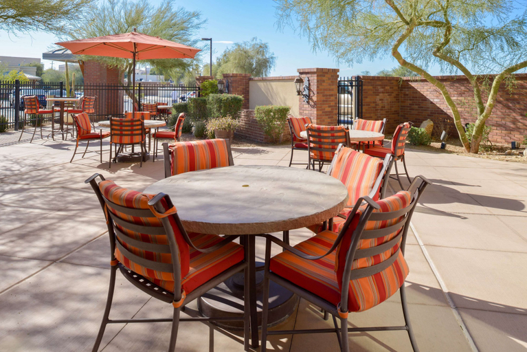 Food & Drinks 5, Hilton Garden Inn Yuma Pivot Point, Yuma