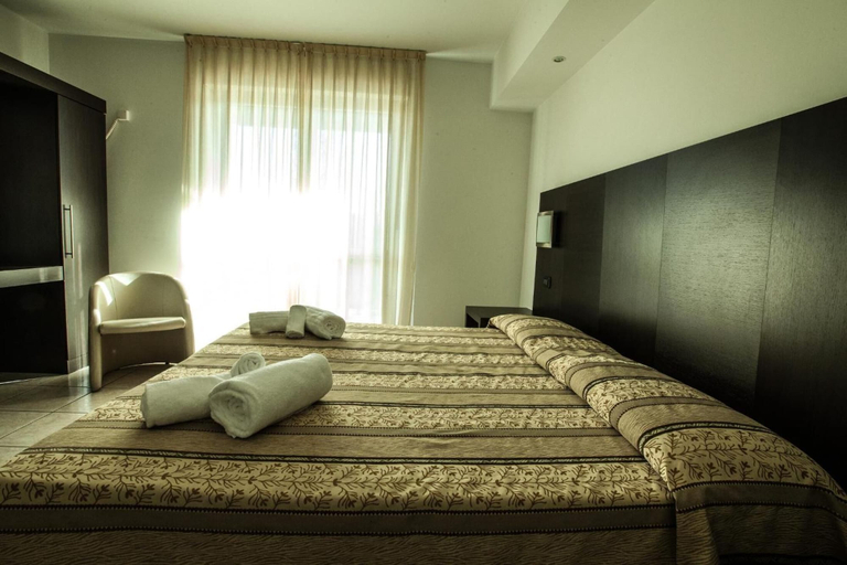 Bedroom 3, Hotel Davide, Torino