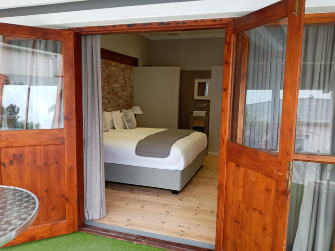 Bedroom 3, Two Fat Owls Guesthouse, Eden