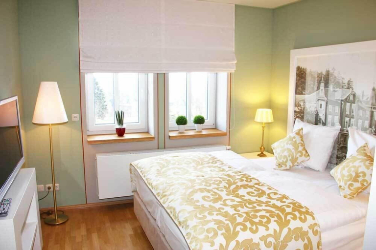 Bedroom 3, Café & Hotel Daheim, Hildburghausen
