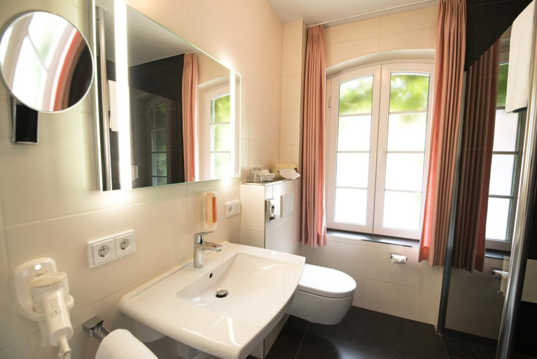 Bathroom 4, Hotel Wassermuehle Heiligenthal, Lüneburg