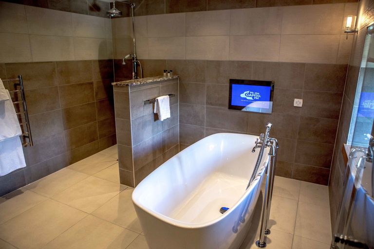 Bathroom 4, Bowfield Hotel and Spa, Renfrewshire