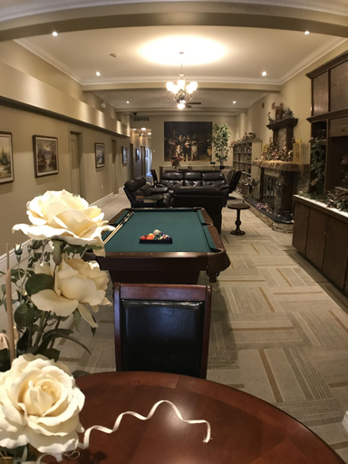 Food & Drinks 5, Balsam Suites Boutique Inn & Residence, Cochrane