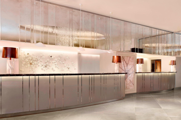 Public Area 5, The Park Tower Knightsbridge, A Luxury Collection Hotel, London