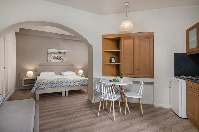 Bedroom 3, Alianthos Suites, Crete
