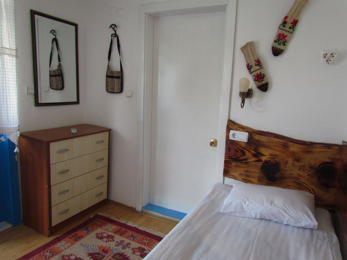 Bedroom 5, Amazon Antique, Selçuk