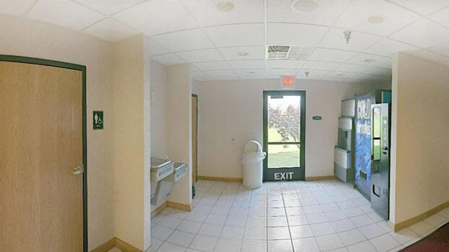 Others 4, Hampton Inn Sturgis-Lagrange Area, LaGrange
