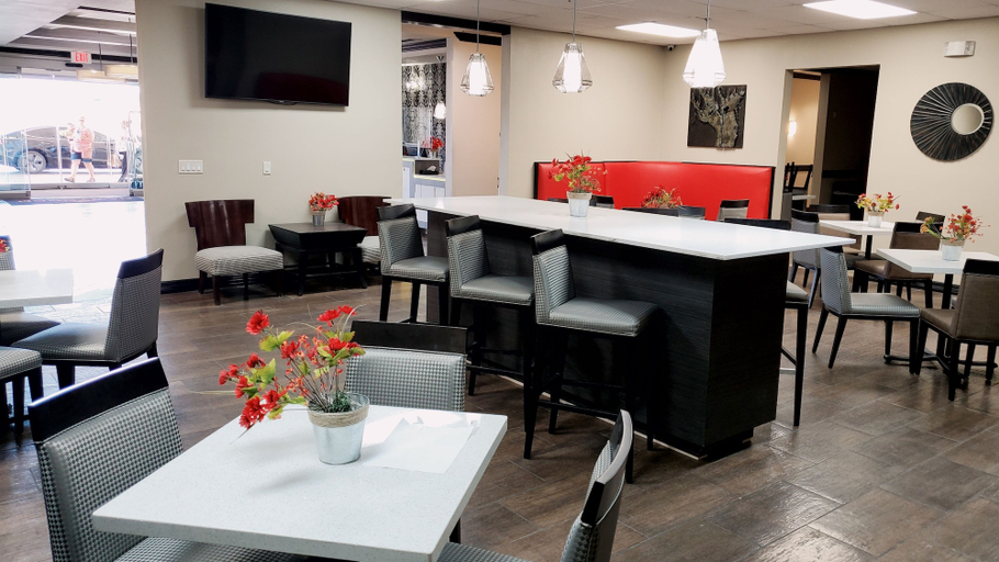 Food & Drinks 5, Hawthorn Suites By Wyndham Lubbock, Lubbock