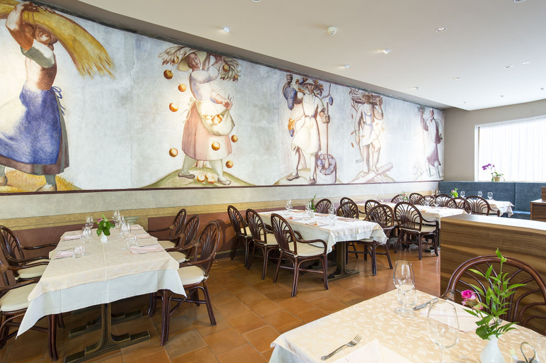 Food & Drinks 5, Stiegl Scala Hotel, Bolzano