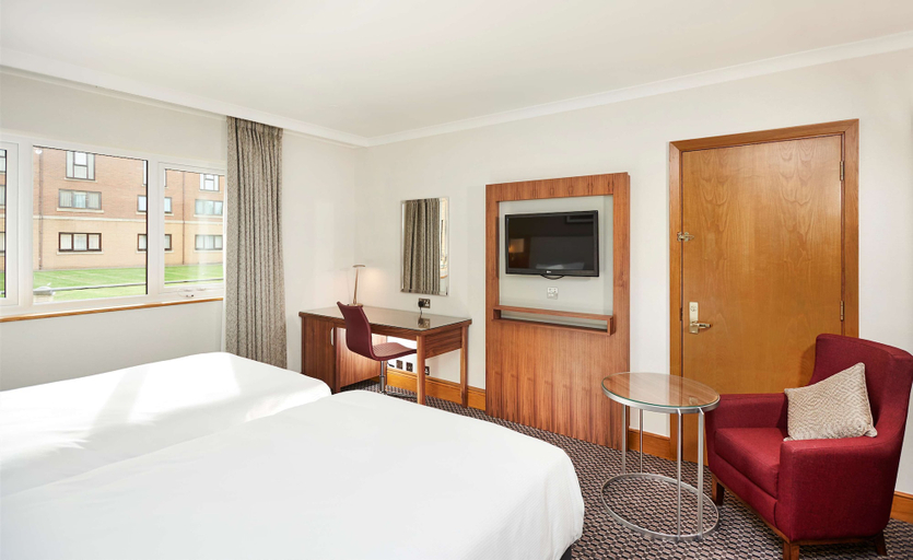 Bedroom 3, Doubletree by Hilton Coventry, Warwickshire
