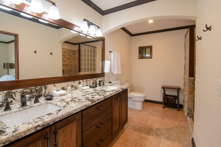 Bathroom 5, Hotel Club Del Mar, Garabito