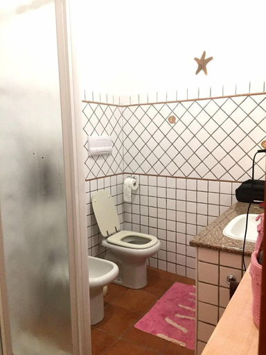 Bathroom 5, Casette del Centro, Olbia-Tempio