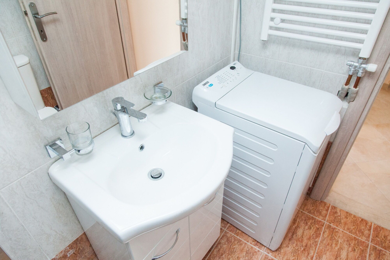 Bathroom 3, Great Apartment in Piraeus, Attica