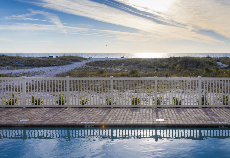Sport & Beauty 2, Provident Oceana Beachfront Suites, Pinellas
