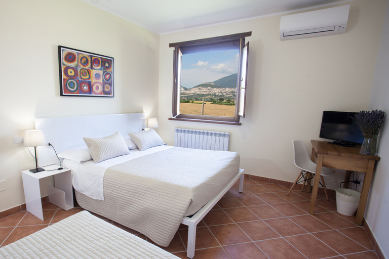 Bedroom 2, Assisium Agriturismo, Perugia