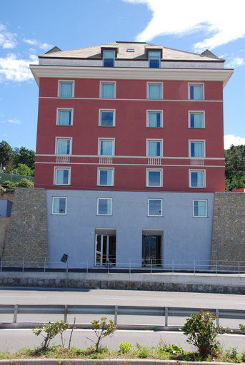 Exterior & Views 2, Sea Art Hotel, Savona