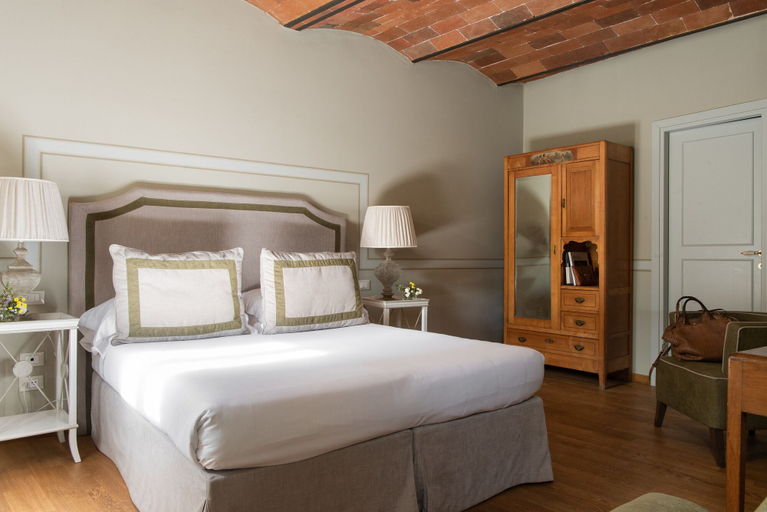 Bedroom 3, Relais Villa Olmo Food and Wine Resort, Florence