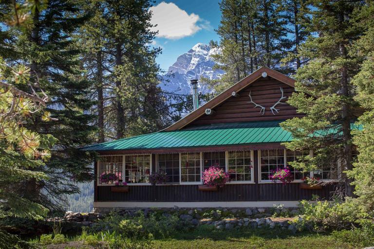 Exterior & Views 2, Storm Mountain Lodge Cabins & Dining, Division No. 15