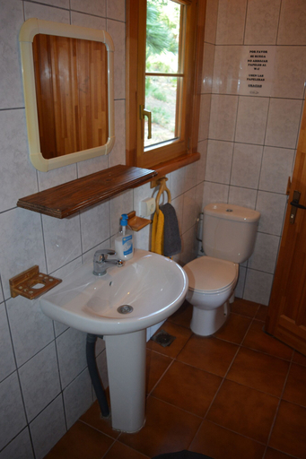 Bathroom 3, Bungalows Los Pedregales, Málaga