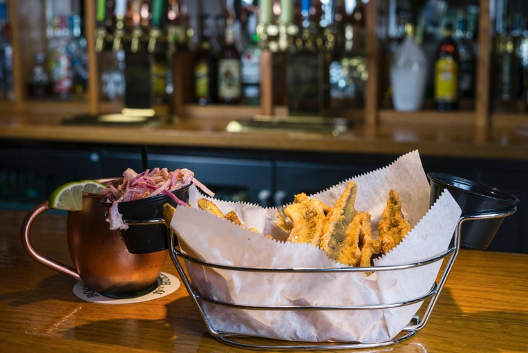 Food & Drinks 5, Leland Lodge, Leelanau
