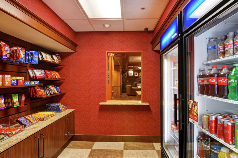 Food & Drinks 5, Hampton Inn and Suites New Hartford/Utica, Oneida