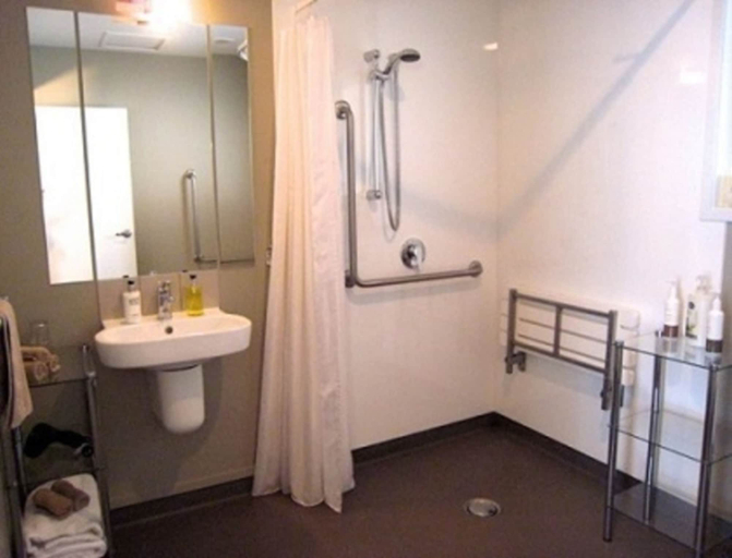 Bathroom 3, Buller Court on Palmerston, Buller