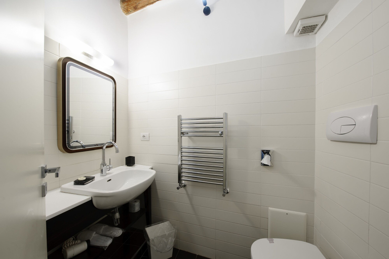 Bathroom 4, Santa Chiara Boutique Hotel, Napoli