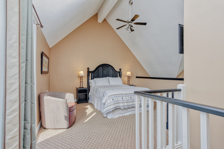 Bedroom 22