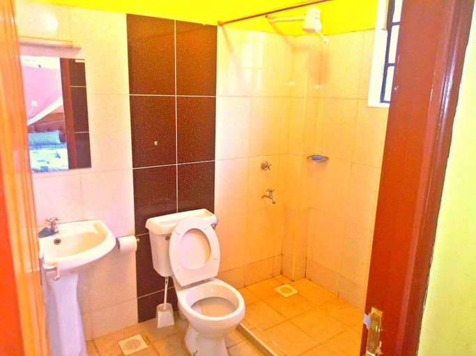 Bathroom 3, Celestial Luxury Homestay, Mavoko