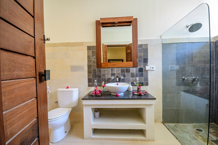 Bathroom 5, Kelapa Villas, Lombok