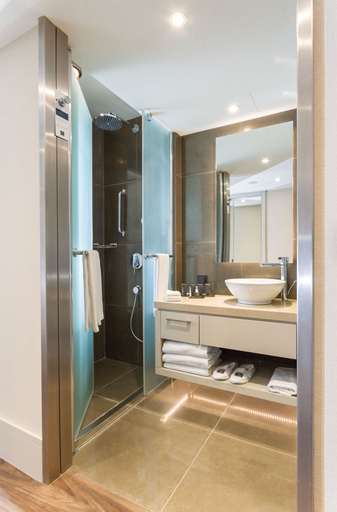 Bathroom 4, AC Hotel Istanbul Macka, Beşiktaş