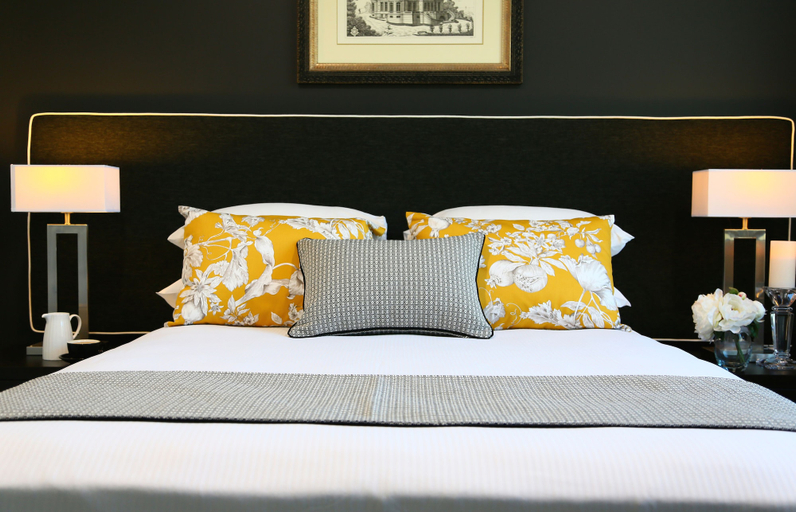 Bedroom 3, Springfield Lakes Boutique Hotel, Ipswich - East