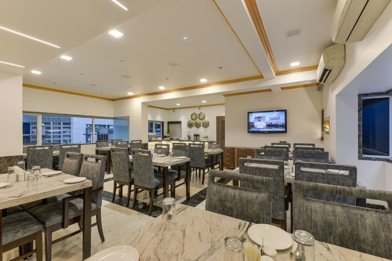 Food & Drinks 4, Hotel Airlink, Mumbai Suburban