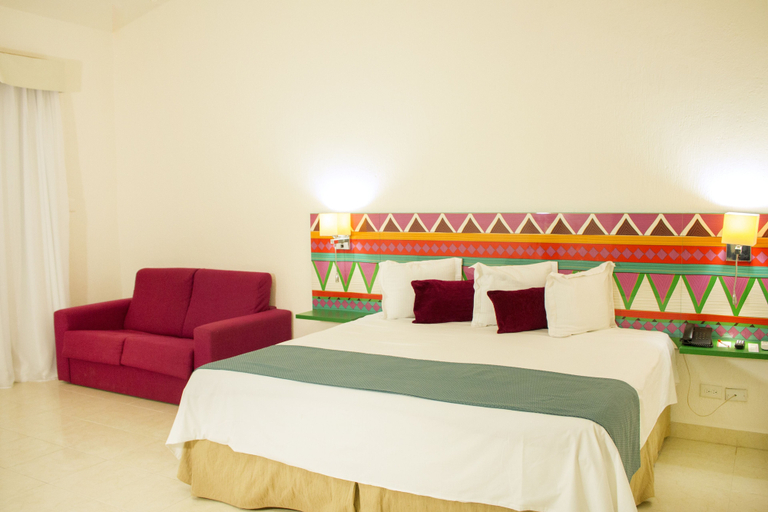 Bedroom 2, All Ritmo Cancun Resort & Water Park - All Inclusive, Isla Mujeres