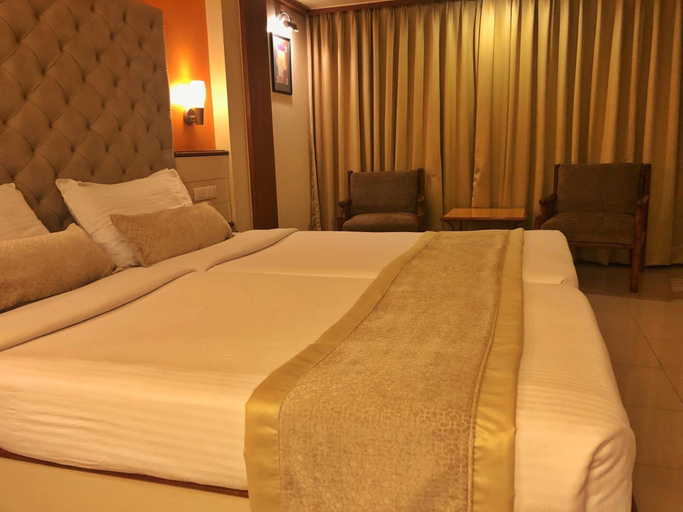 Bedroom 3, Hotel Shree Panchratna, Pune