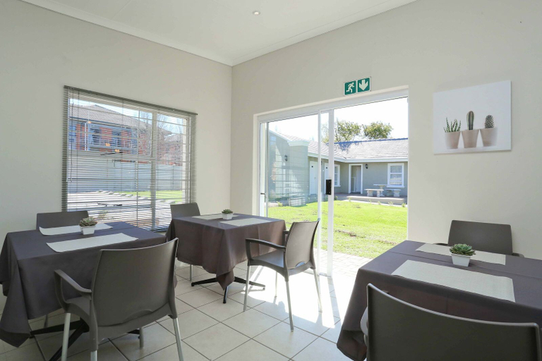 Others 5, Eagle Cove, City of Johannesburg