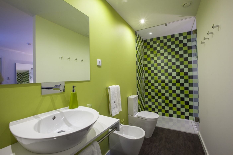 Bathroom 3, Casa Dona Maria Luiza, Torre de Moncorvo
