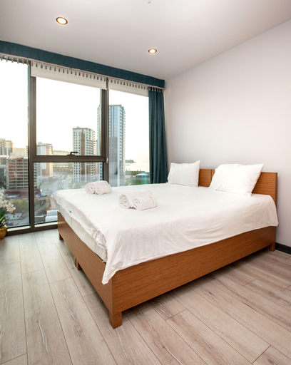 Bedroom 4, Marina Green Suit Hotel, Yomra