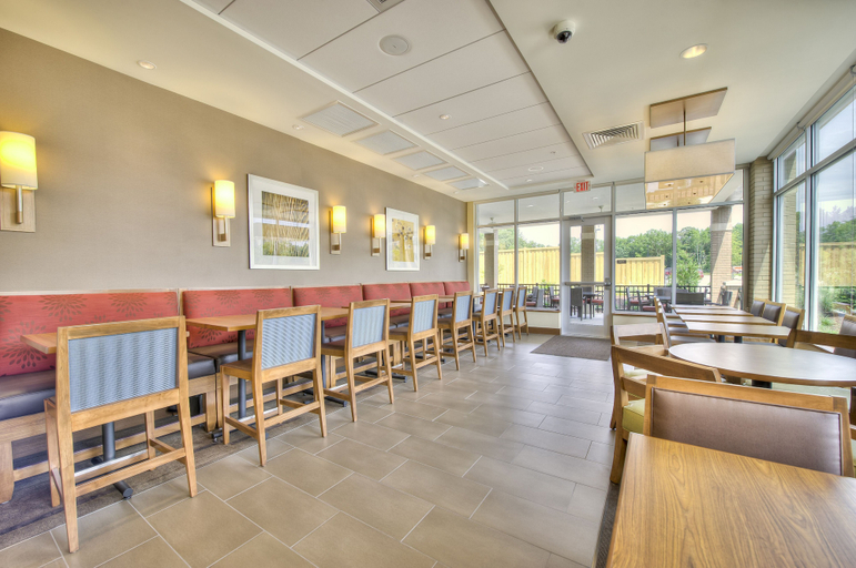 Food & Drinks 5, Hyatt Place Durham Southpoint, Durham