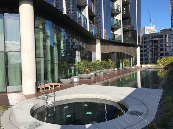 Exterior & Views, Central But Quiet Apartment, Melbourne
