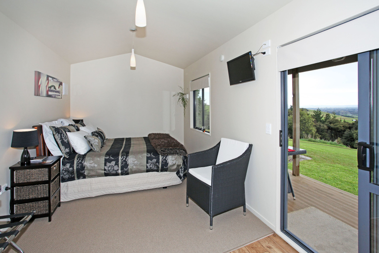 Bedroom 3, Auckland Country Cottages, Franklin