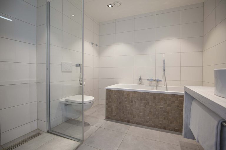 Bathroom 3, Fletcher Hotel Het Veerse Meer, Middelburg